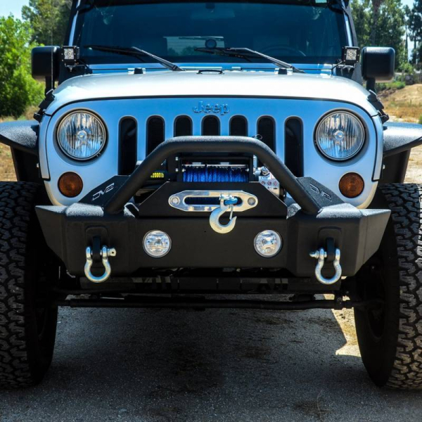 DV8 Offroad - DV8 - Stubby  Front Bumper  w/Fog Lights 2007-2018 Wrangler JK   (FBSHTB-13)