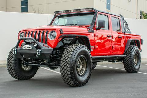 DV8 Offroad - DV8   Flat Slim Fenders    2019+ Gladiator  (FDGL-01)