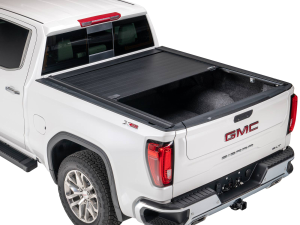 Retrax - RETRAX PowertraxONE XR Bed Cover 2014-2018  Chevy & GMC 5.8' Bed, 1500 Legacy/Limited (2019) & 2500/3500 (15-19) (T-70461)
