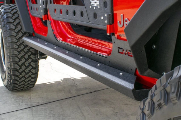 DV8 Offroad - Rock Sliders/Steps